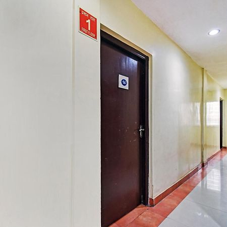 Flagship Hotel Eden Calcutta Buitenkant foto