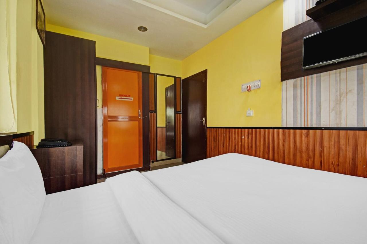 Flagship Hotel Eden Calcutta Buitenkant foto